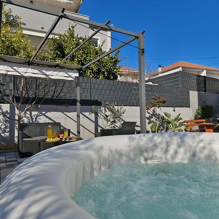 Luxury Apartment With Garden Jacuzzi And Wellness 特罗吉尔 外观 照片