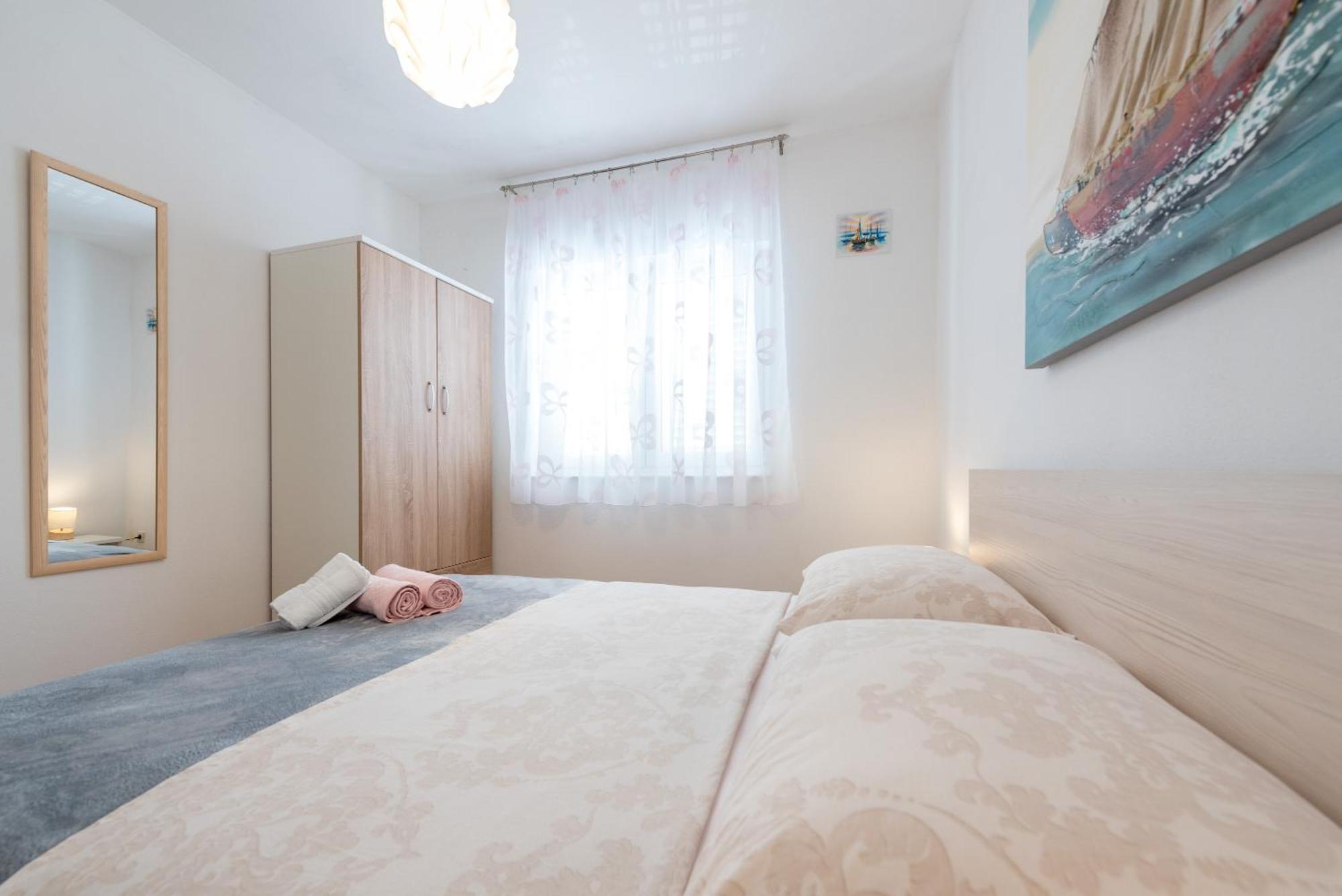 Luxury Apartment With Garden Jacuzzi And Wellness 特罗吉尔 外观 照片