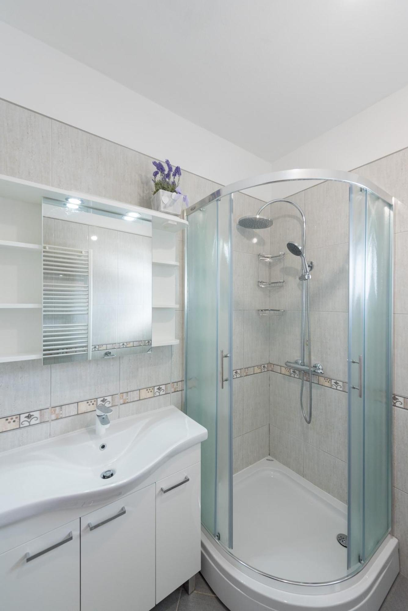 Luxury Apartment With Garden Jacuzzi And Wellness 特罗吉尔 外观 照片
