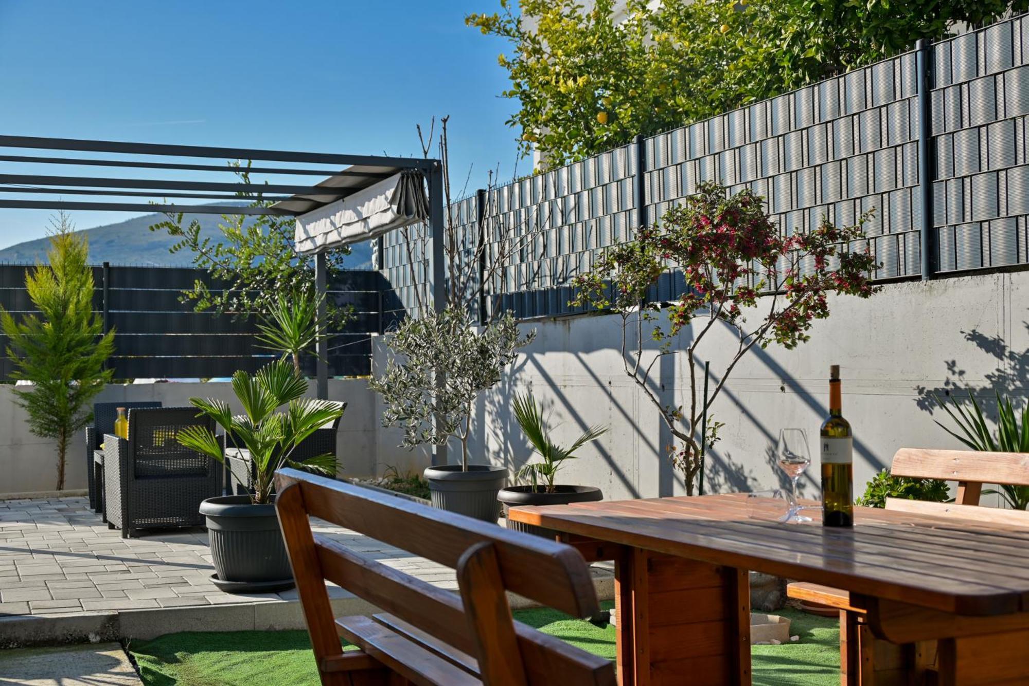 Luxury Apartment With Garden Jacuzzi And Wellness 特罗吉尔 外观 照片